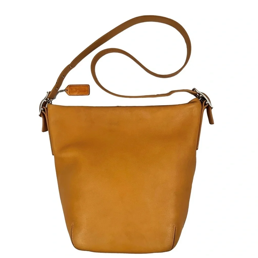 COACH Vintage Slim Duffle Sac in Honey Leather - Picture 2 of 12